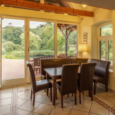 J1 Idyllisches Ferienhaus Mit Seeblick Julchendorf Buitenkant foto