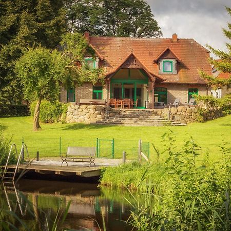J1 Idyllisches Ferienhaus Mit Seeblick Julchendorf Buitenkant foto