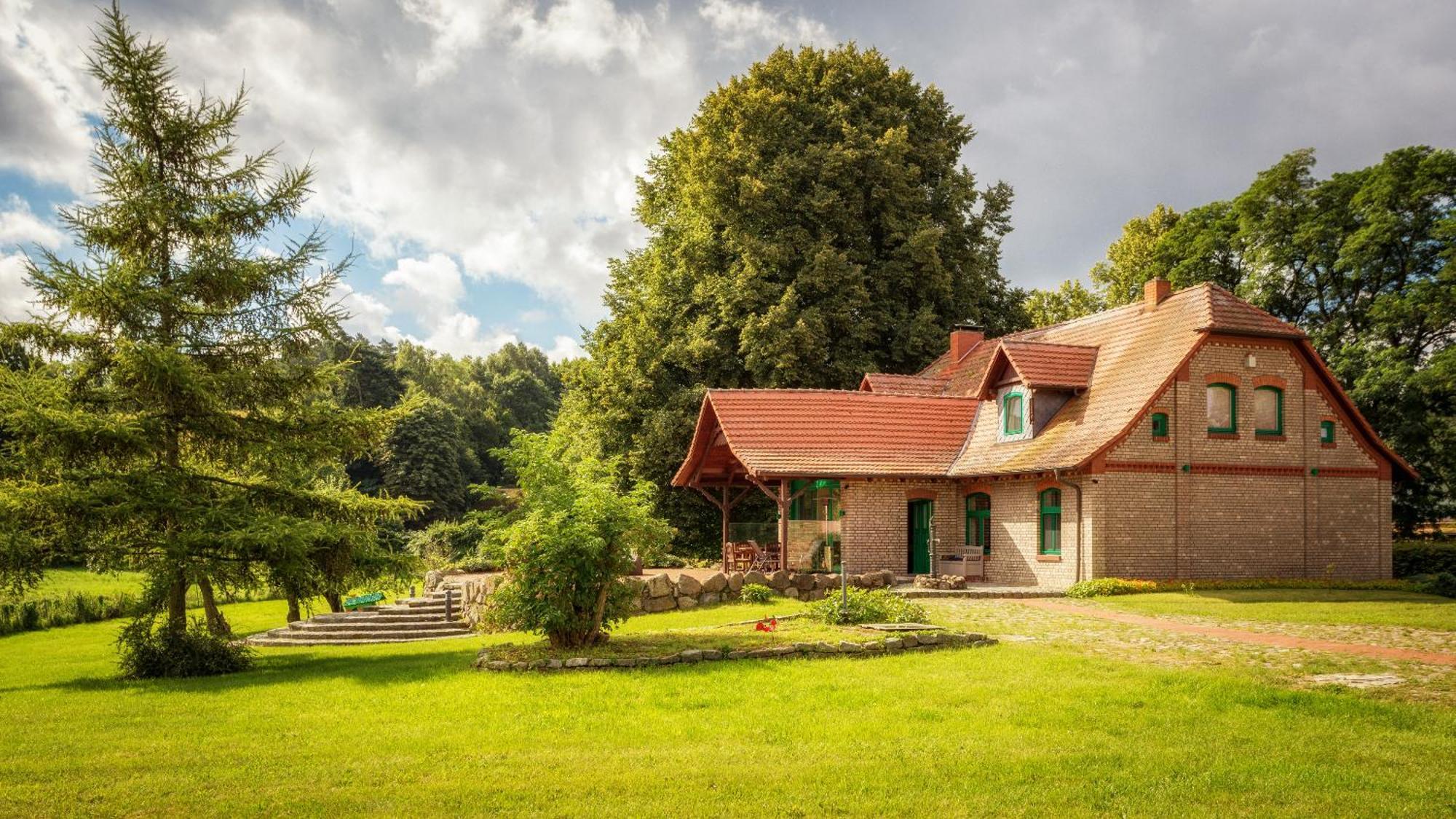 J1 Idyllisches Ferienhaus Mit Seeblick Julchendorf Buitenkant foto