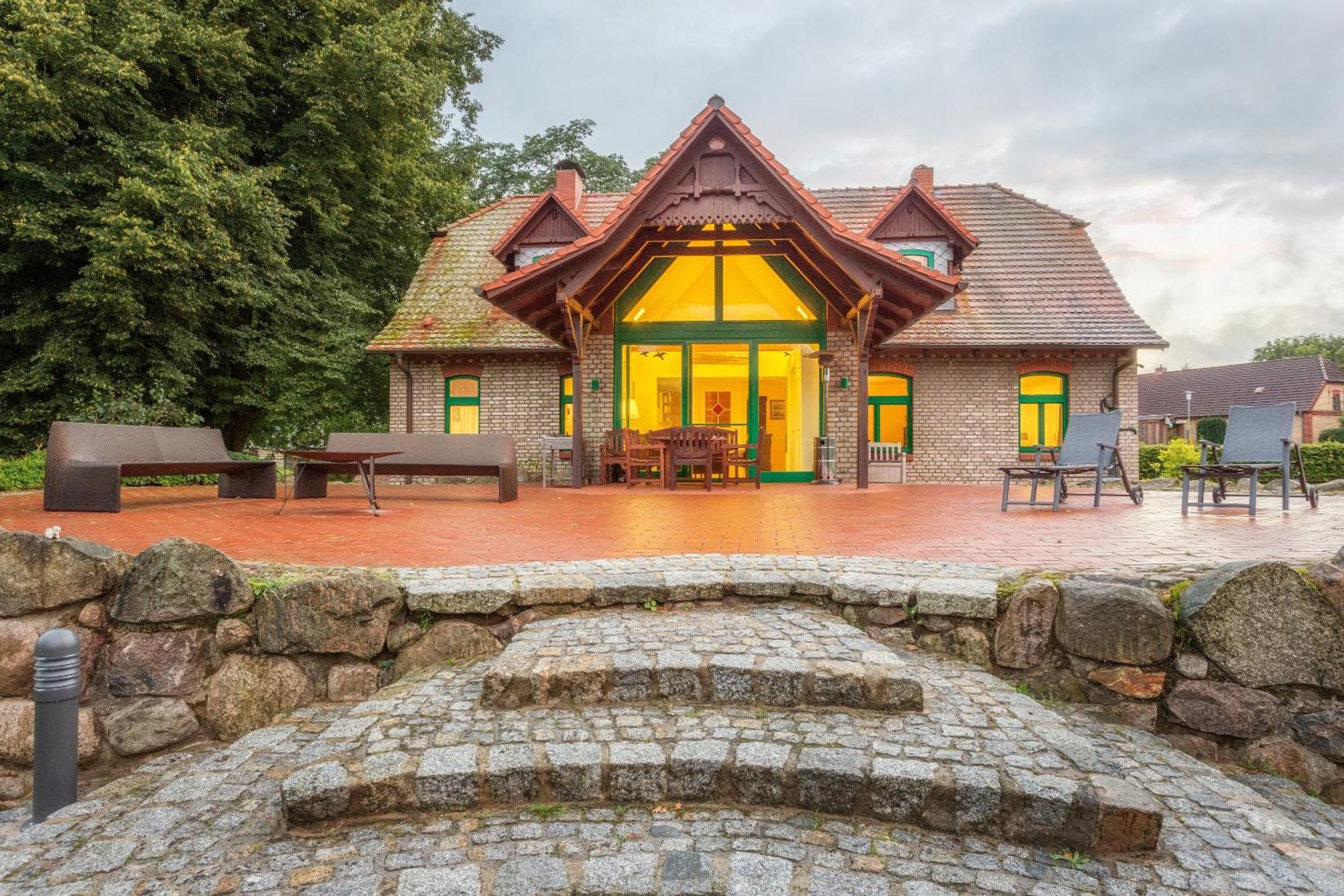 J1 Idyllisches Ferienhaus Mit Seeblick Julchendorf Buitenkant foto
